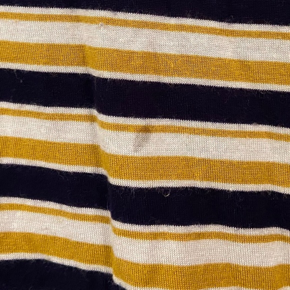 SOLD * Brandy crop top - Picture 4 of 4